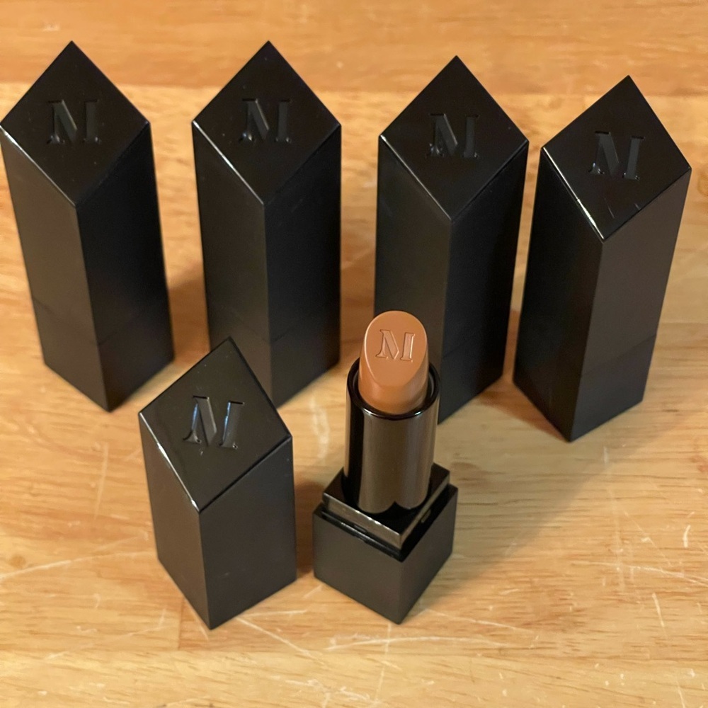 Morphe Matte Lipstick - Picture 5 of 6